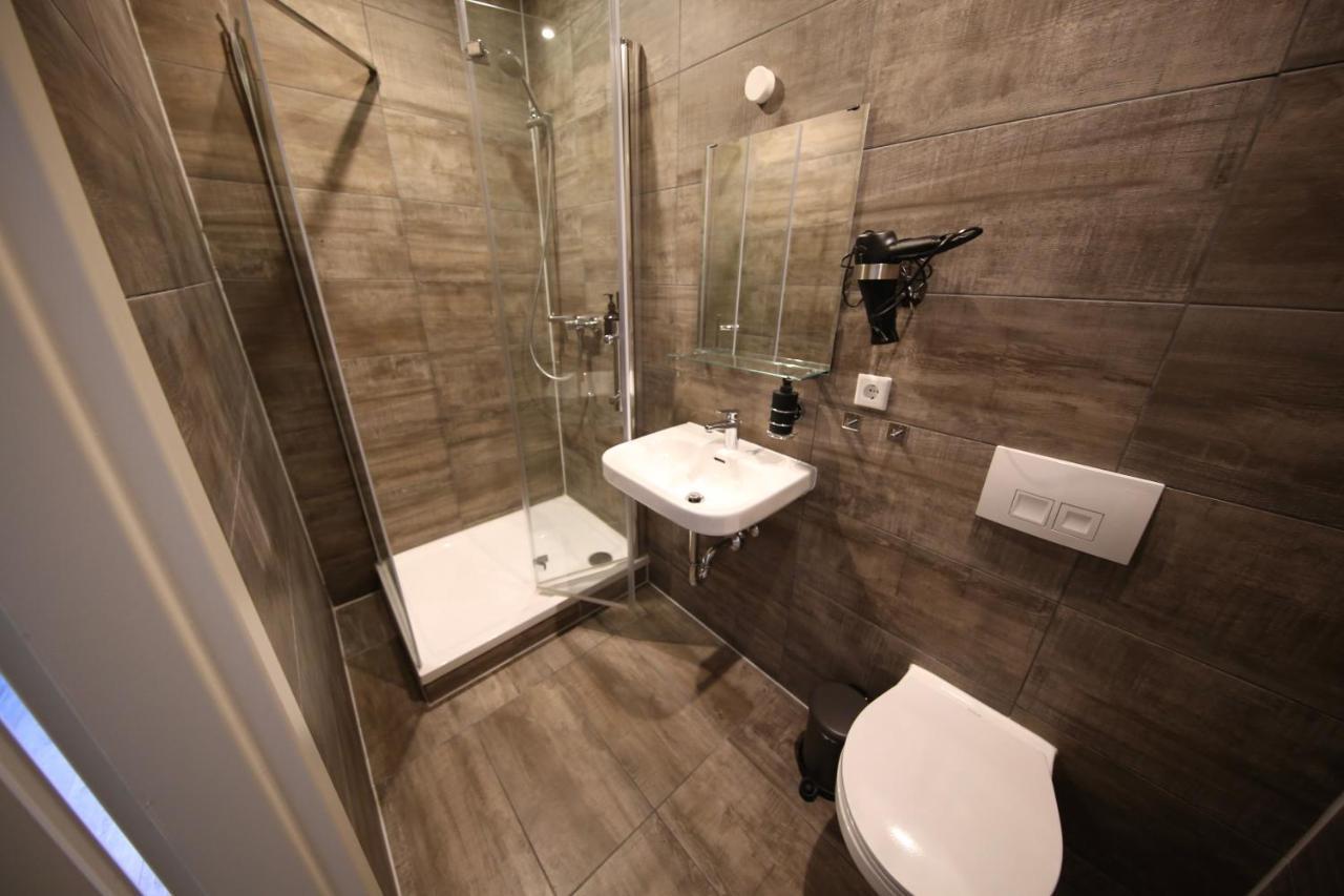 Luxomes - Zentrum Aparthotel *